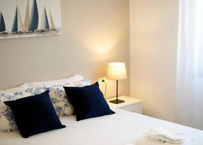 Preciosa Casa En Cerca De La Playa De Samil * Виго