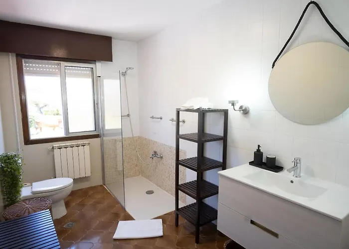 Preciosa Casa En Cerca De La Playa De Samil בית נופש